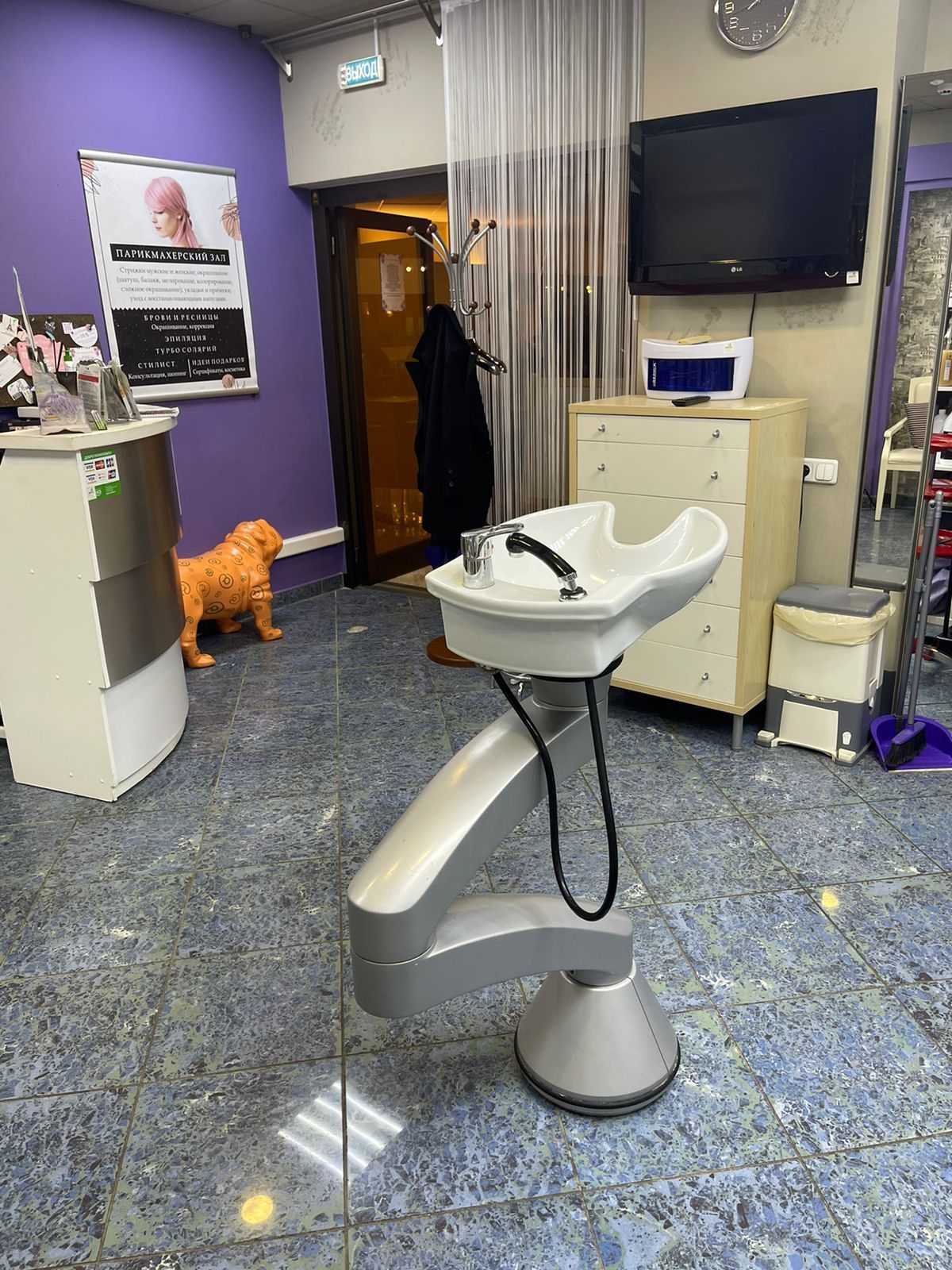 Салон красоты у метро Юго-Западная_3