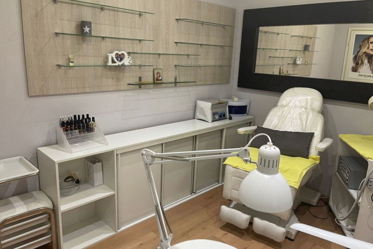 Салон красоты у метро Юго-Западная_19